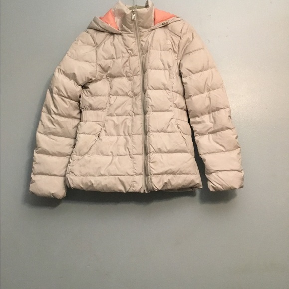The North Face Women's Cream Puffer Jacket - Picture 14 of 16